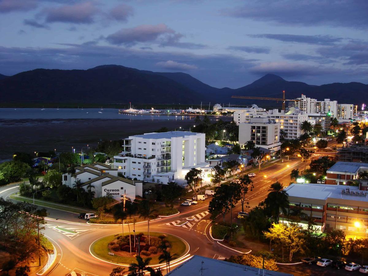 Lake Central Cairns Exteriér fotografie